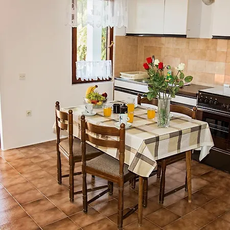 Ivan Apartment